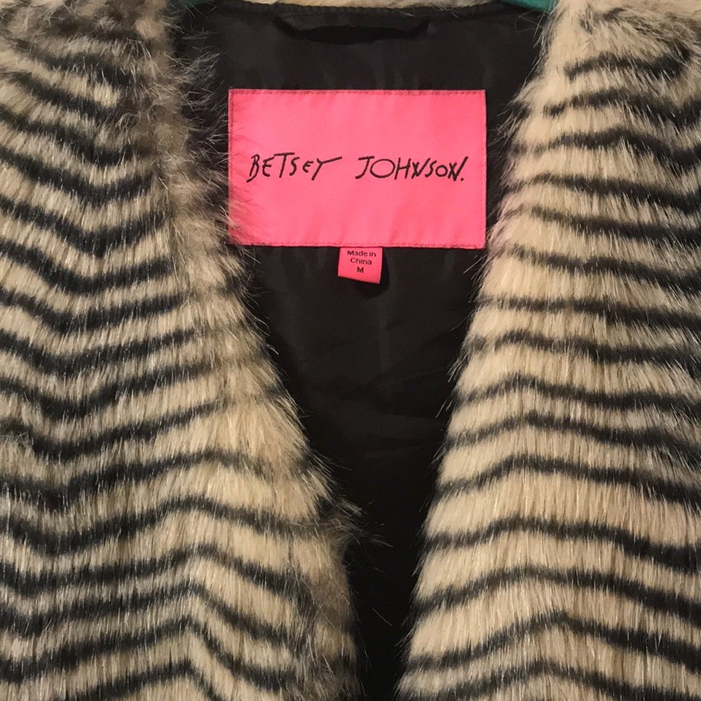 Betsy Johnson Faux Fur Vest!! Hardly worn!